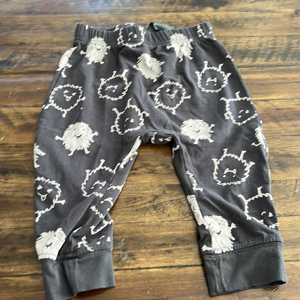 9M H&M monster pants